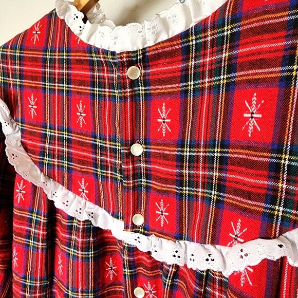 L.L. Bean Vintage Red Plaid Flannel Nightgown  Grannycore Holiday 90s - Picture 4 of 7
